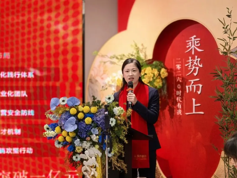 Генеральный директор распределяет работу